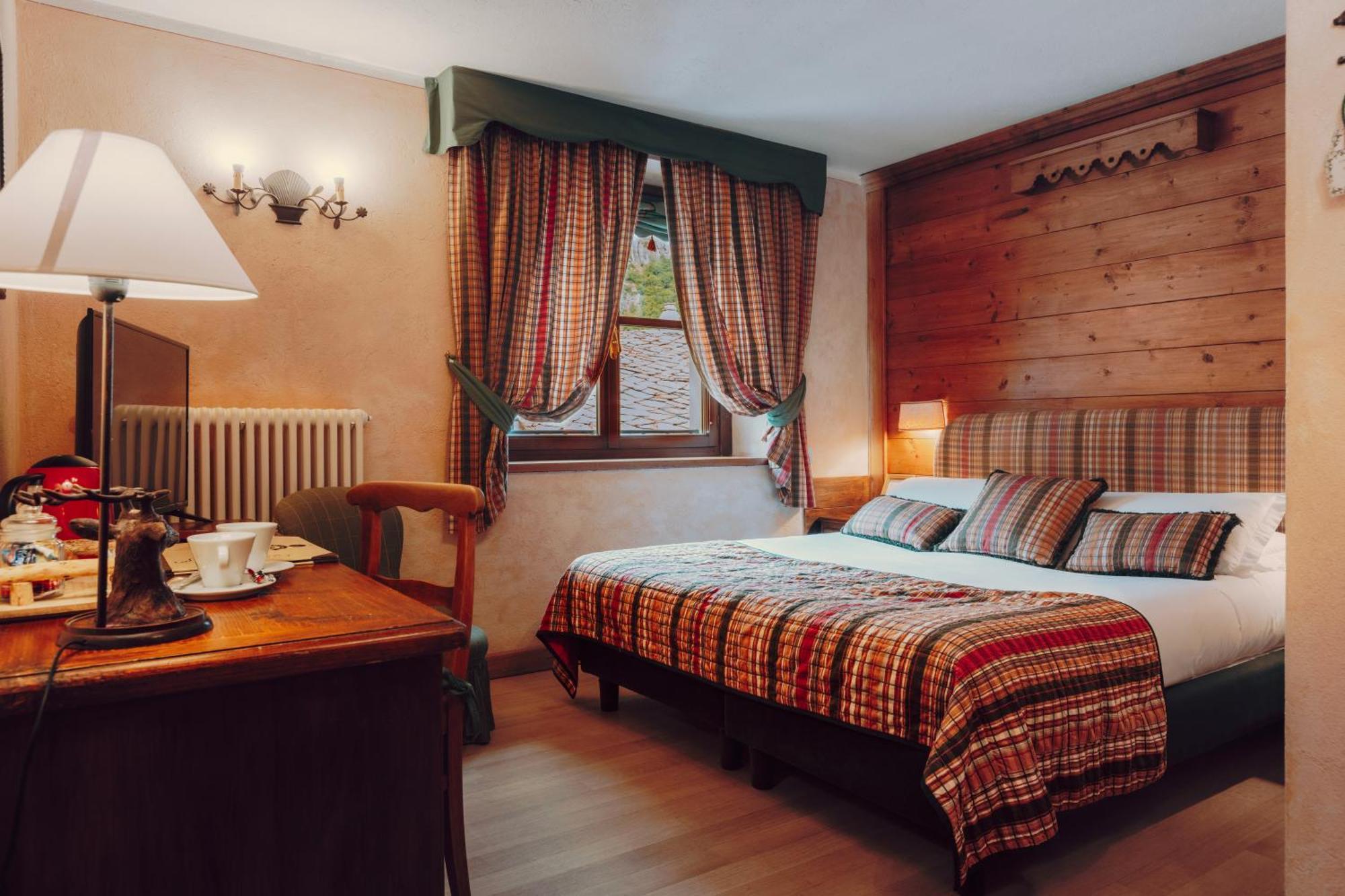 Villa Novecento Romantic Hotel - Estella Hotel Collection & Experience Courmayeur Dış mekan fotoğraf